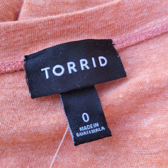 Torrid Classic Fit Cold‎ Shoulder Eye Art Auburn T Shirt NWT - Picture 6 of 9